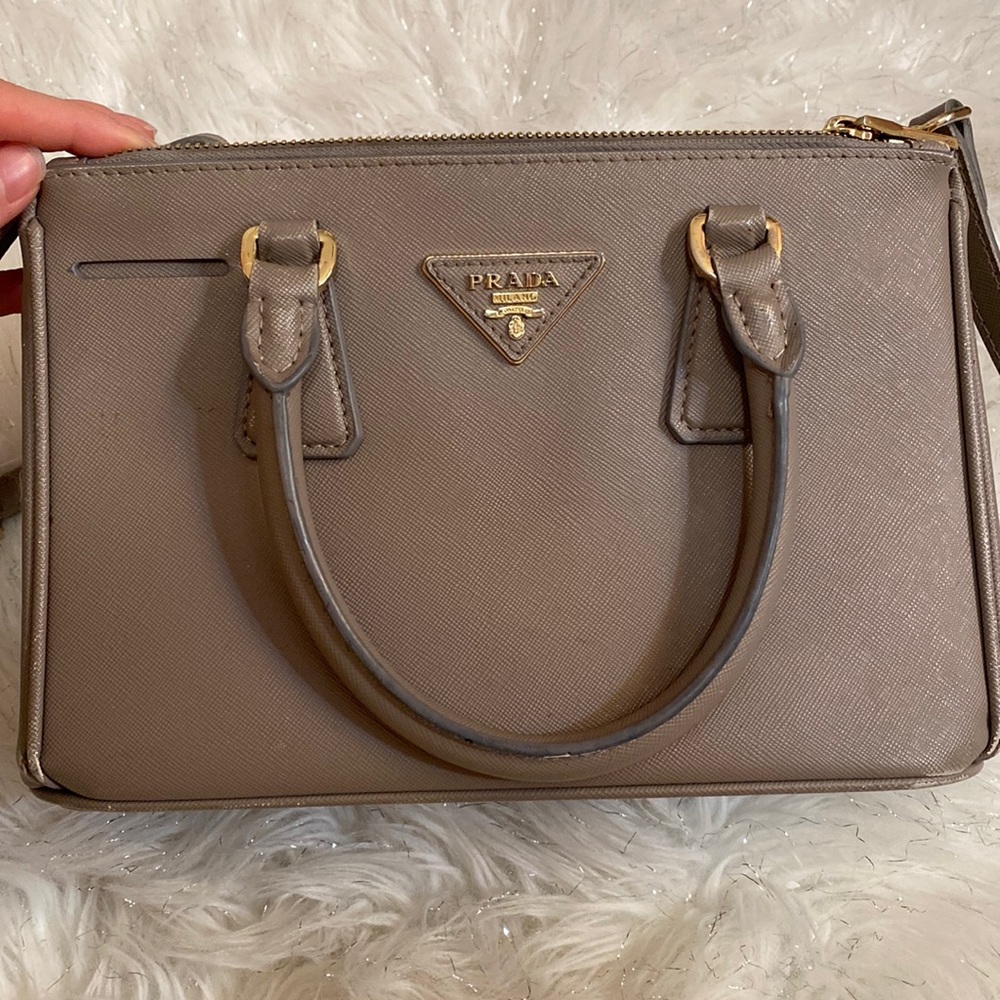 Authentic Prada Galleria Crossbody